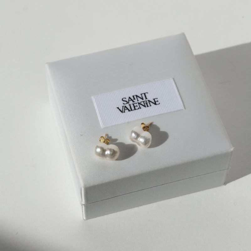 Oro Irregular Pearl Studs - Gold